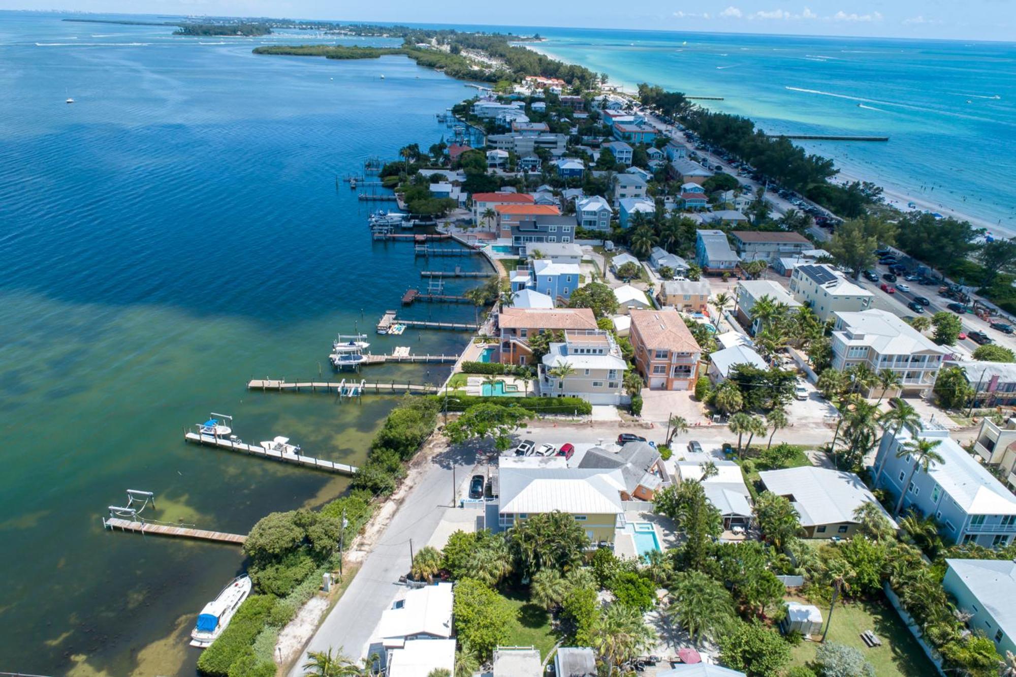 Hibiscus Hideaway Condo Walk To Historic Bridge St Bradenton Beach Εξωτερικό φωτογραφία